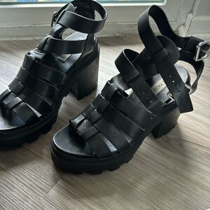 Steve Madden Platform Sandals: Black US 8